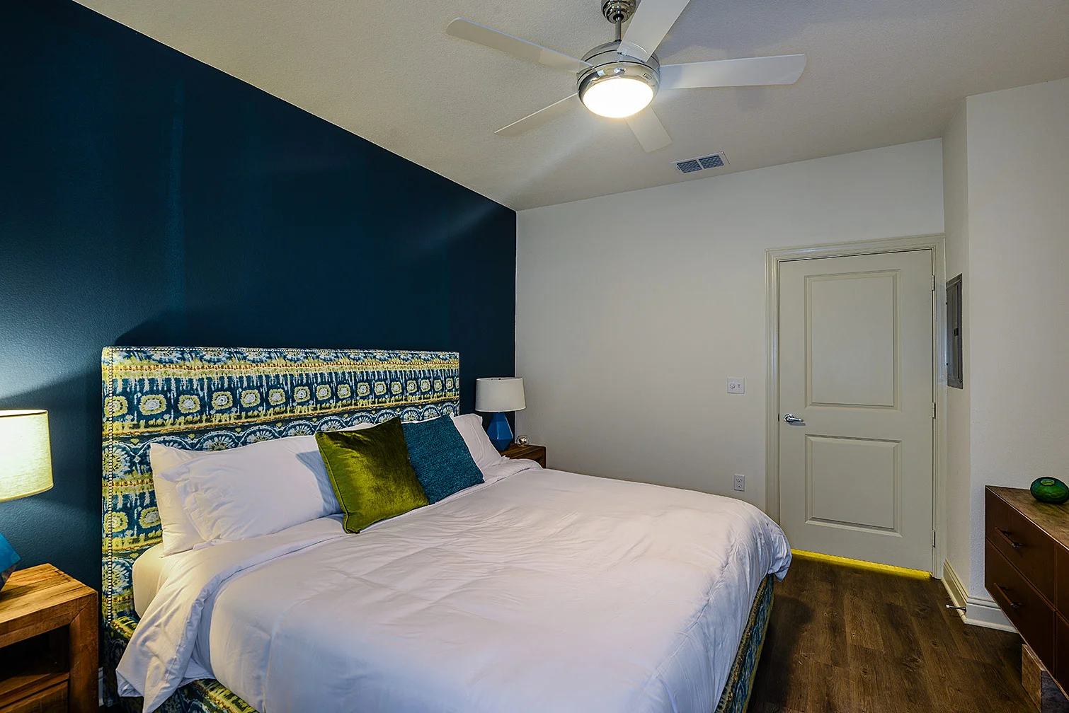 Greystar--EOS-Apartments-8670.jpg