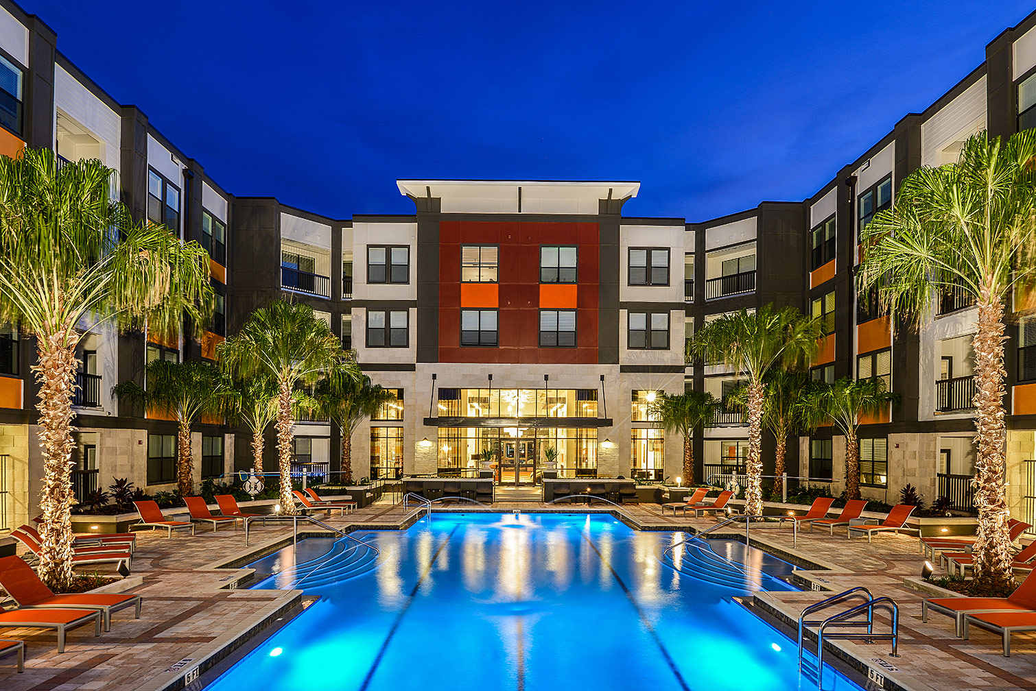 Greystar--EOS-Apartments-8742.jpg