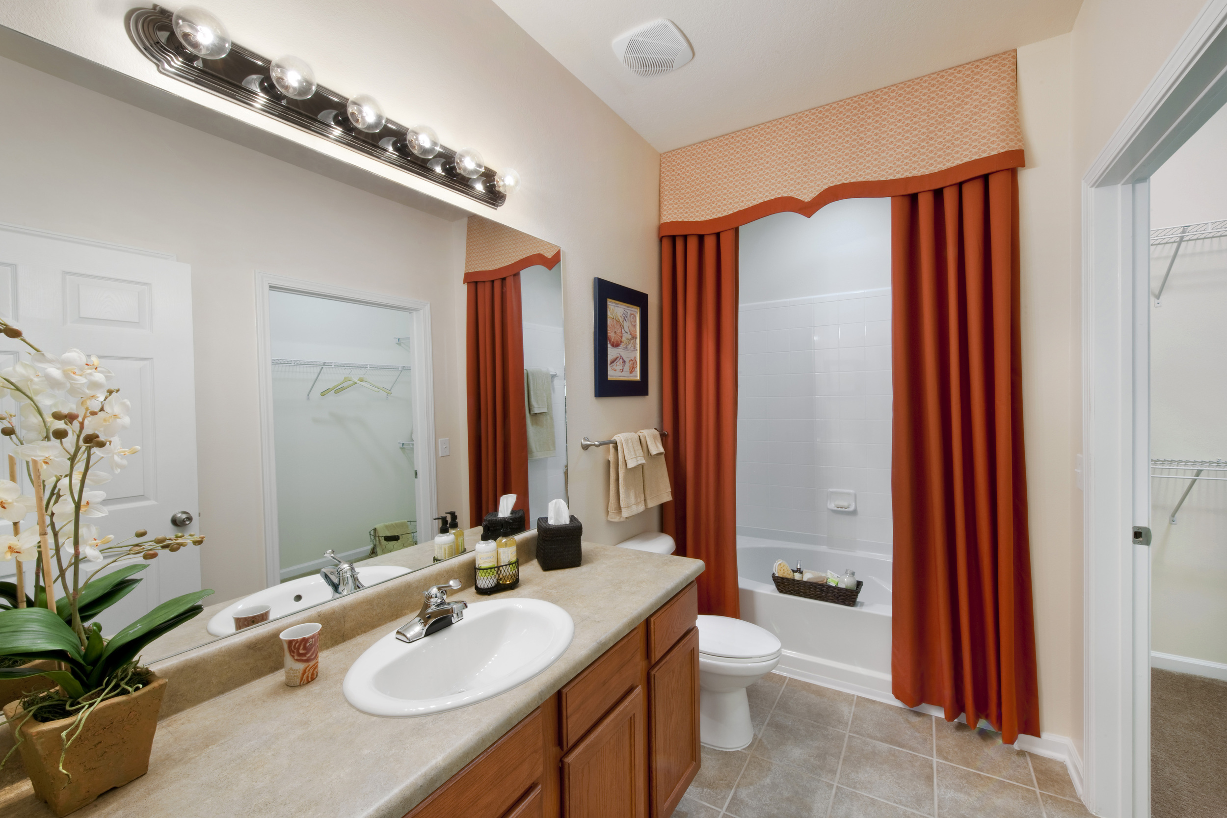 Model Bathroom 01.jpg