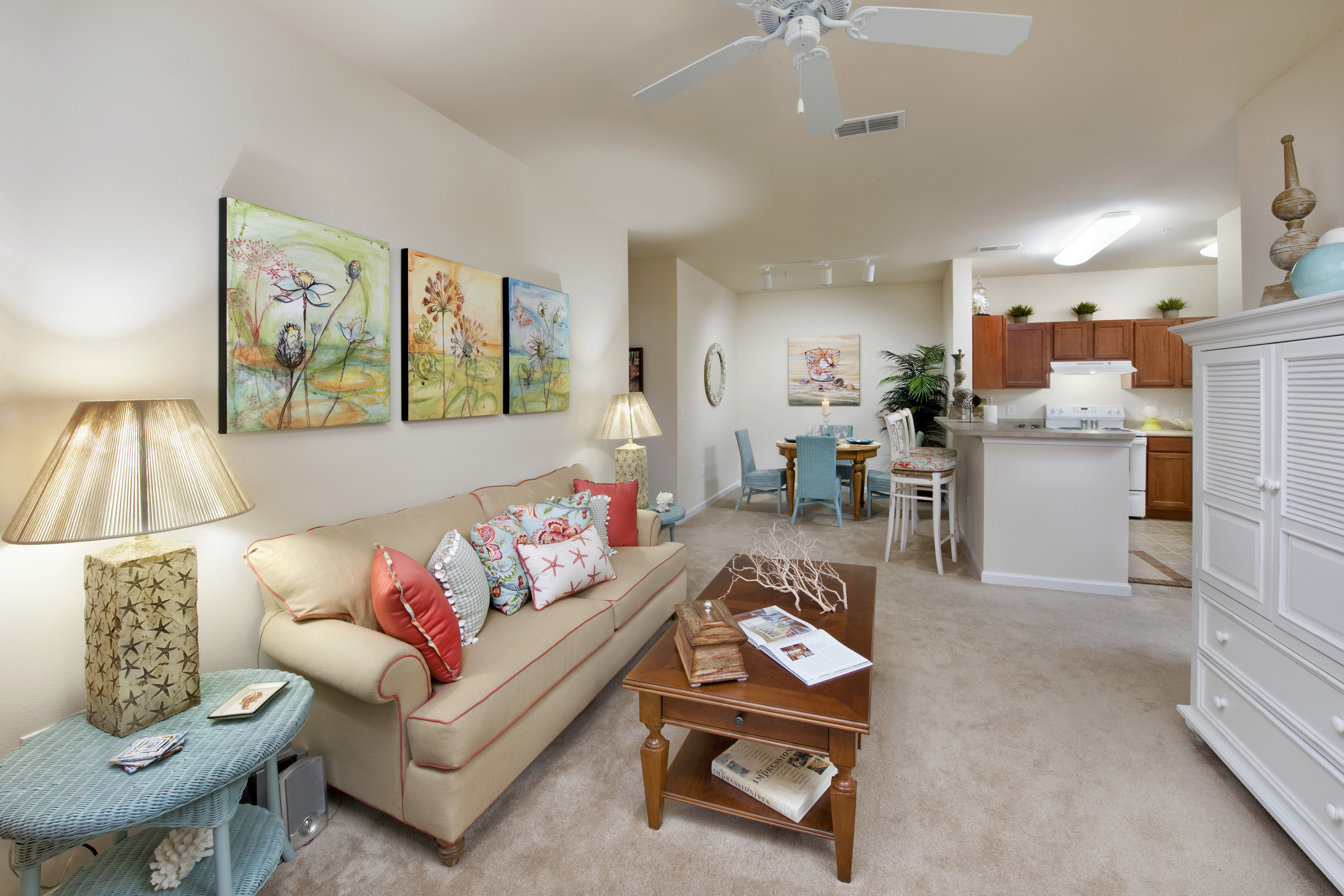 Model Living Room 01.jpg