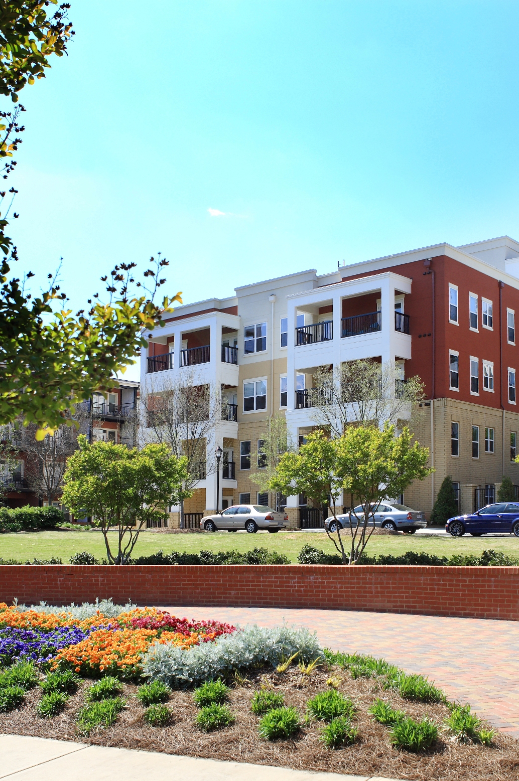 Exterior Photos 005.jpg