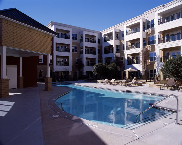 Pool Courtyard E.jpg