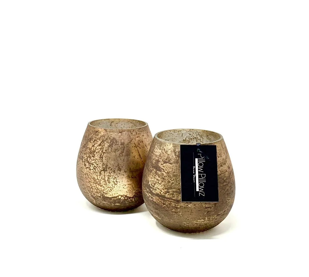 GLASS VASE 1.jpg