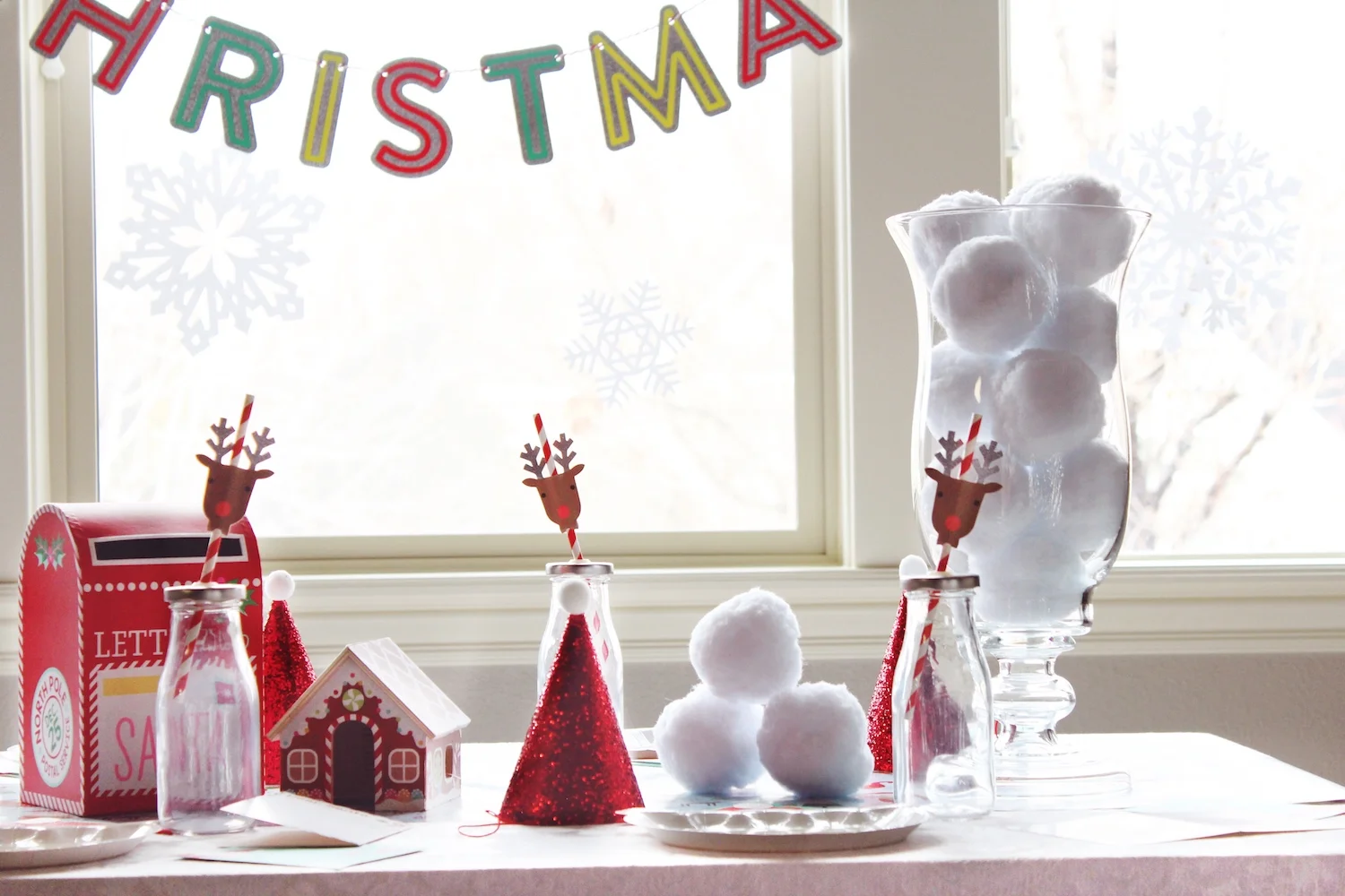 Kids Christmas Tablescape_North Pole Santa Reindeer Party_Decorations_Design Organize Party.jpg