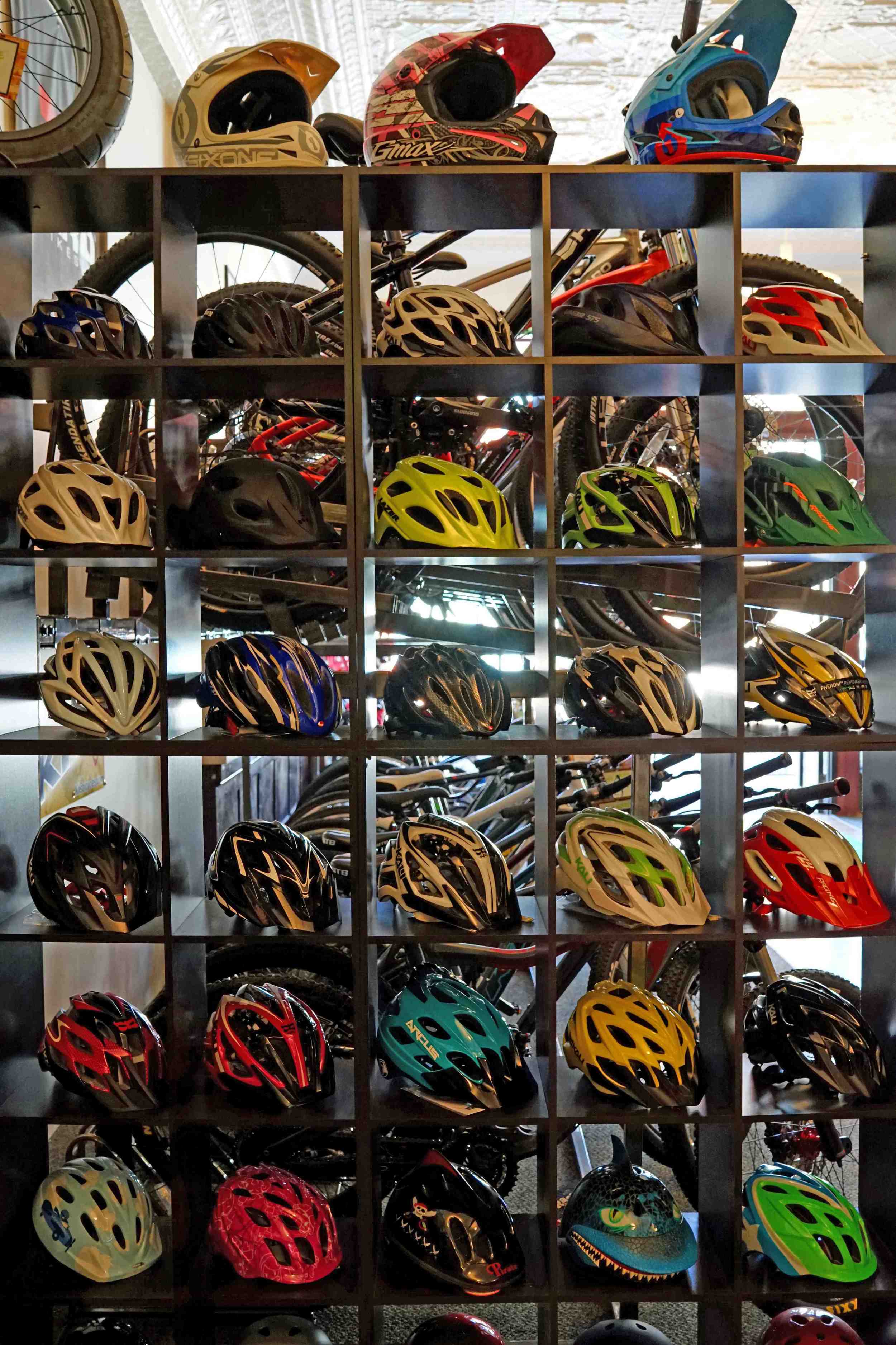 bbb-helmets .jpg