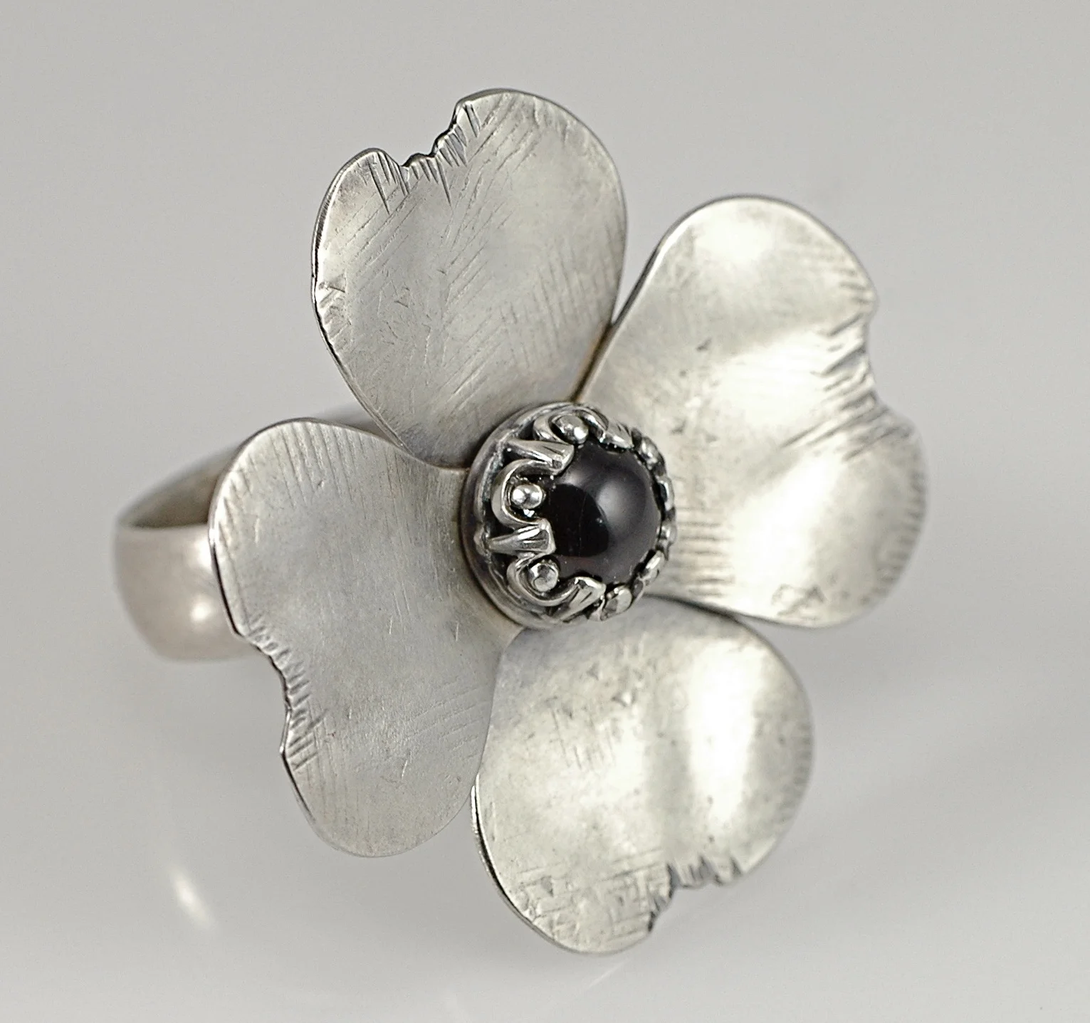 Dogwood Ring