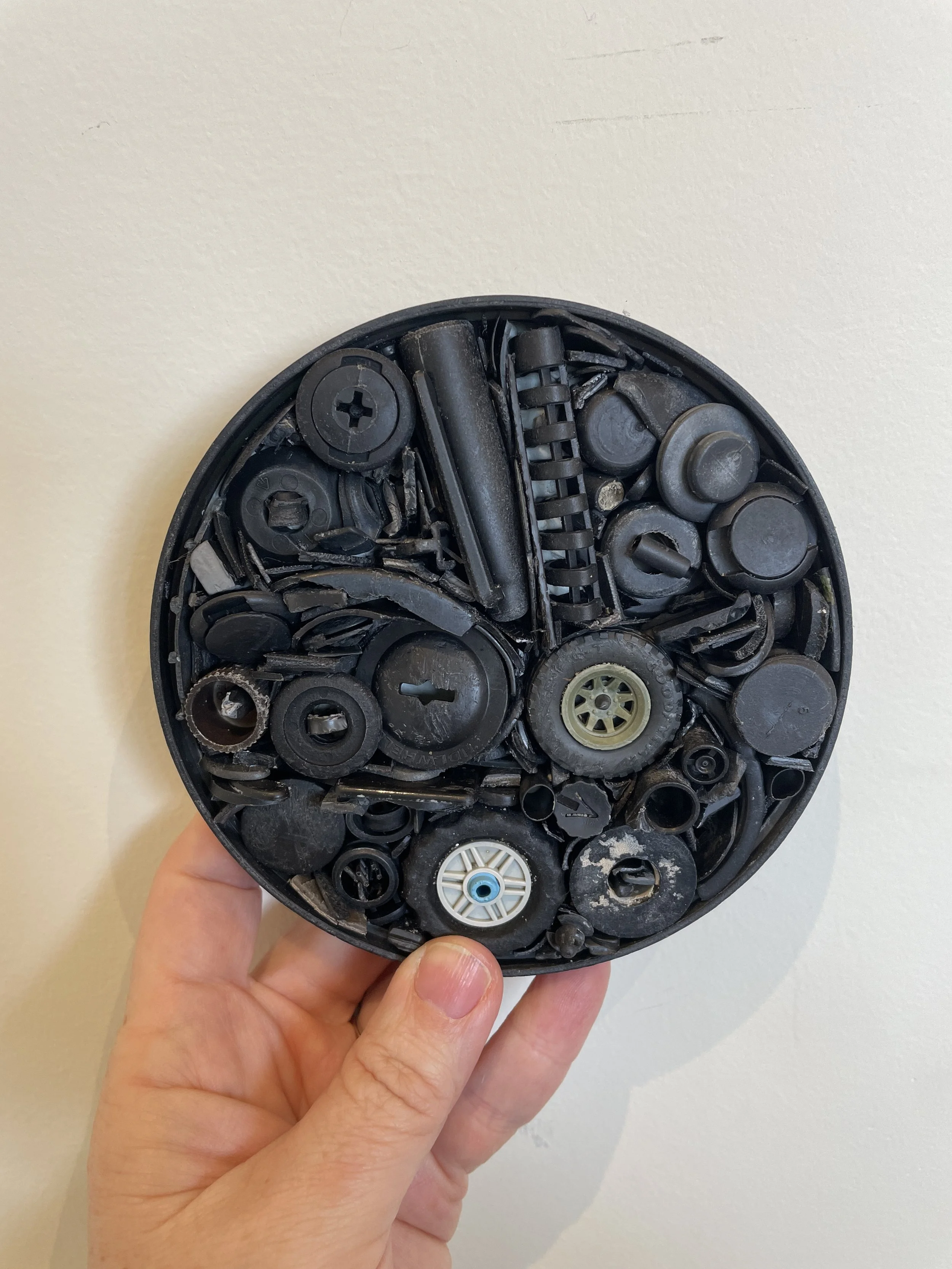 Erin McCluskey_black.JPG