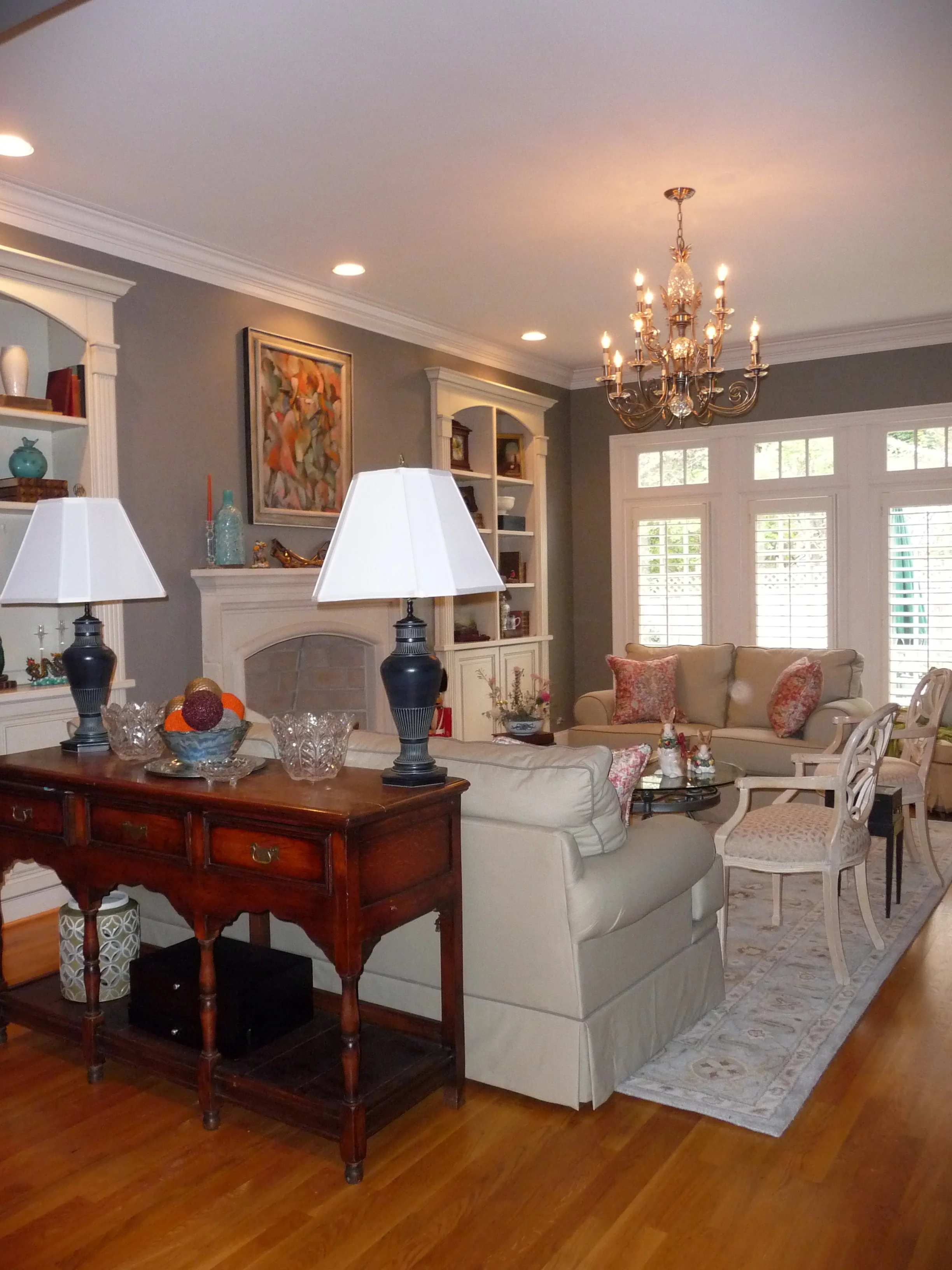 Huntersville||Casual Elegance