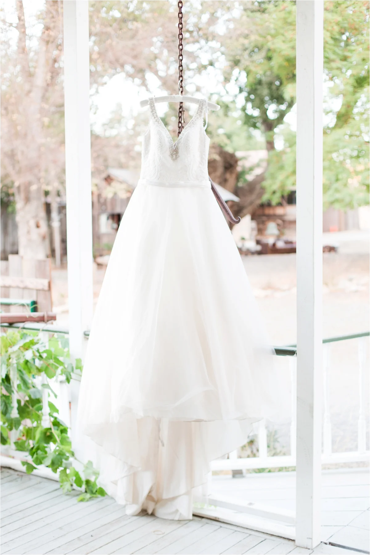 Romantic wedding inspiration at Reinstein Ranch in Livermore, CA. Photos by Briana Calderon Photography based in the San Francisco Bay Area California.