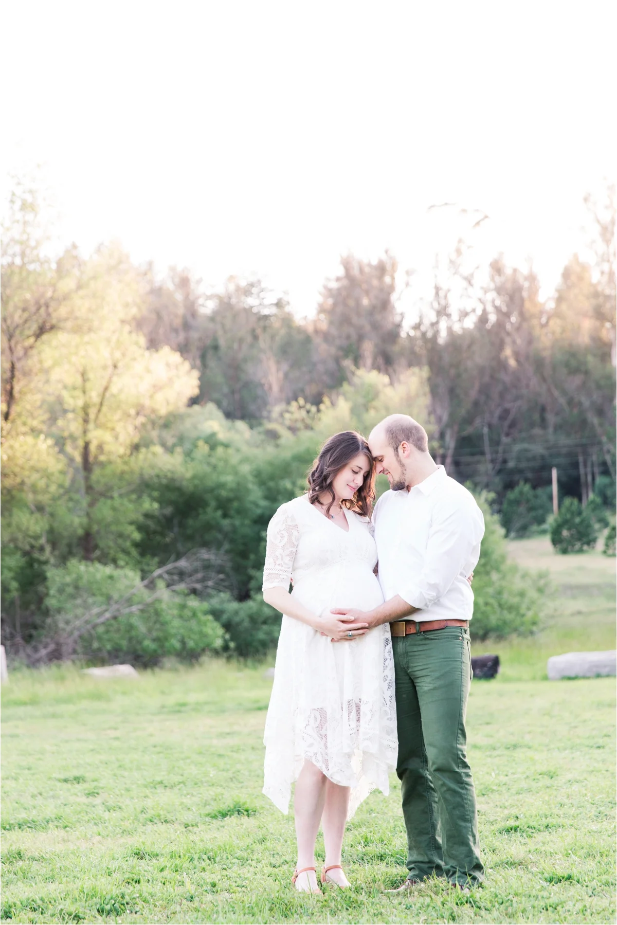 Rustic maternity portraits at Quail Hollow Ranch in Felton, CA. Photos by Briana Calderon Photography based in the San Francisco Bay Area, California.