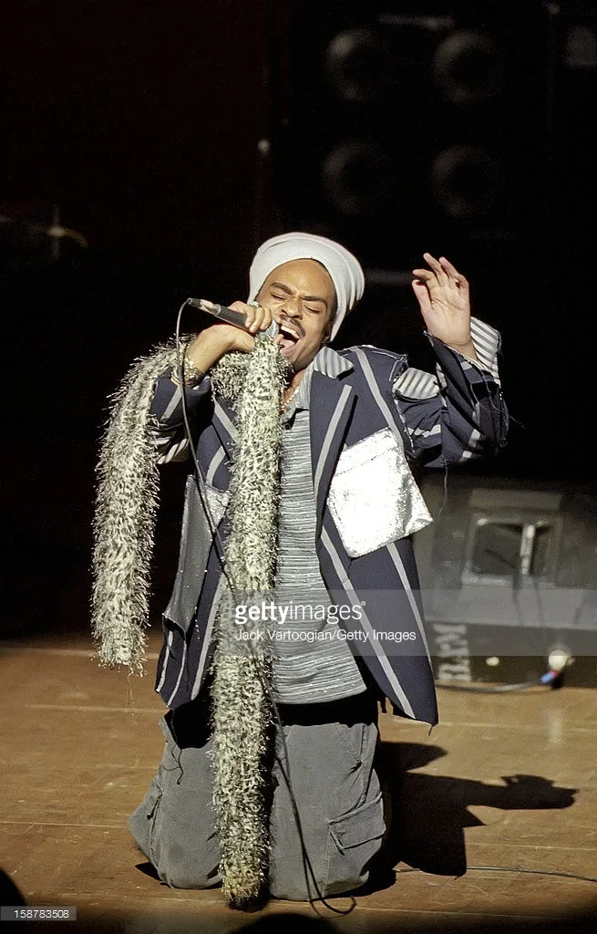 Like A 2003 Bonecrushing ATL Anthem...Bilal Is Never Scared