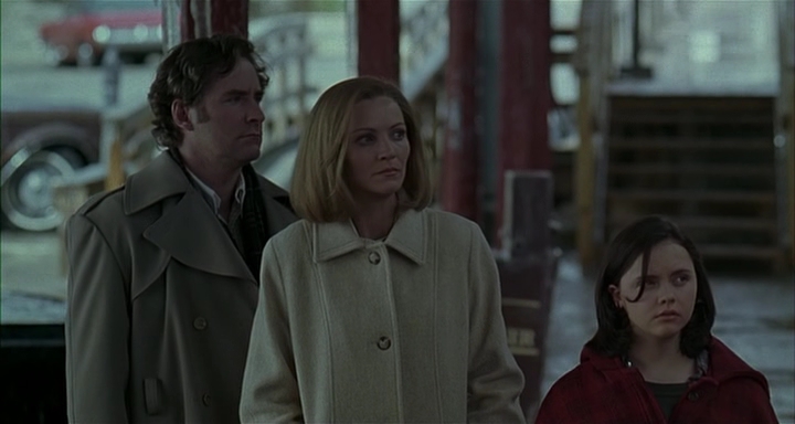 ^^^This underrated, angst-filled Ang Lee flick was "American Beauty" two years ahead of time.