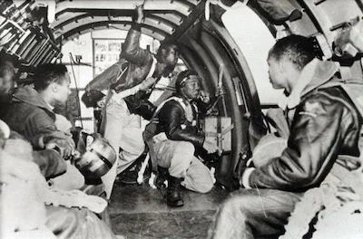 The_Triple_Nickles_Before_a_Jump__ca__1945.jpg