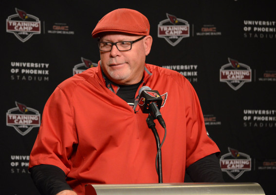 bruce-arians-training-camp-4-e1438721336342.jpg