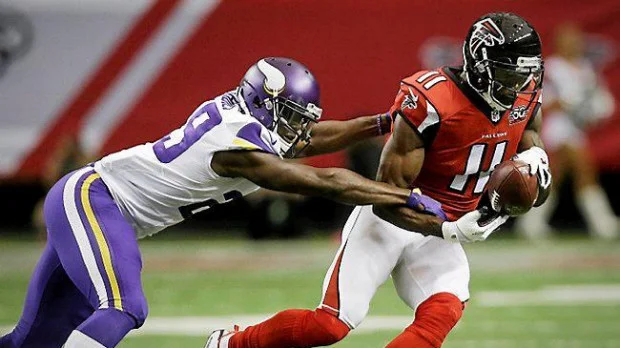 20151130__1-xavierrhodes_juliojones.jpg
