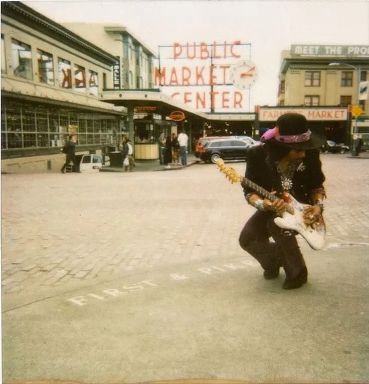 jimi seattle.jpg