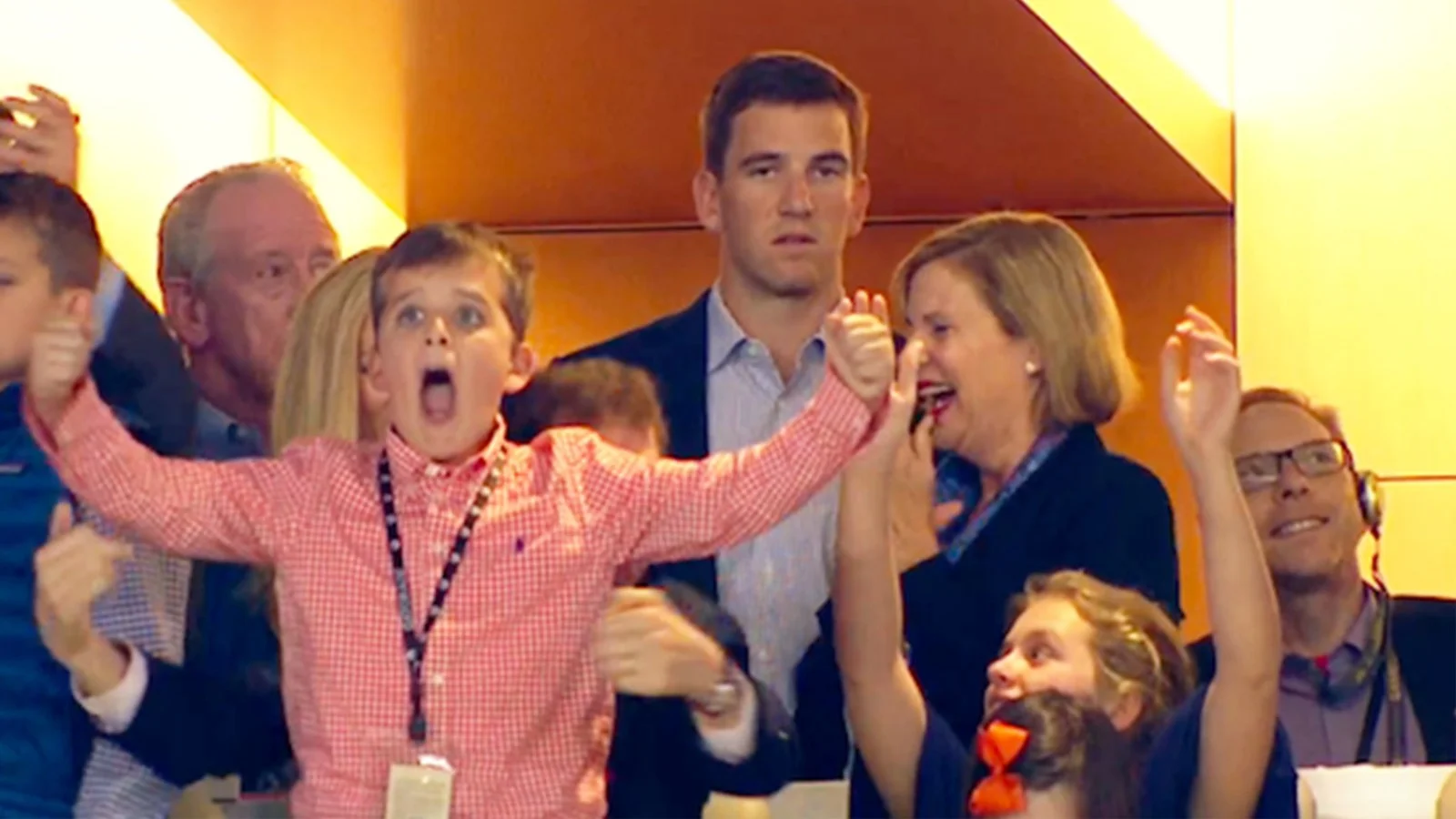 eli-manning-zoom-3f6b5fbb-3029-4a8b-a200-71957f704c5b.jpg