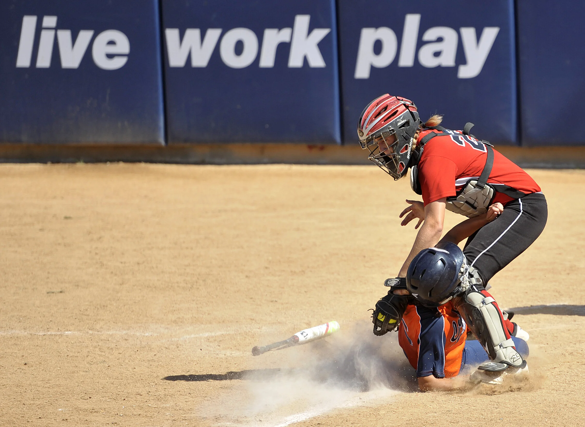 02.varsity.tb.softball.0321.ja.JPG