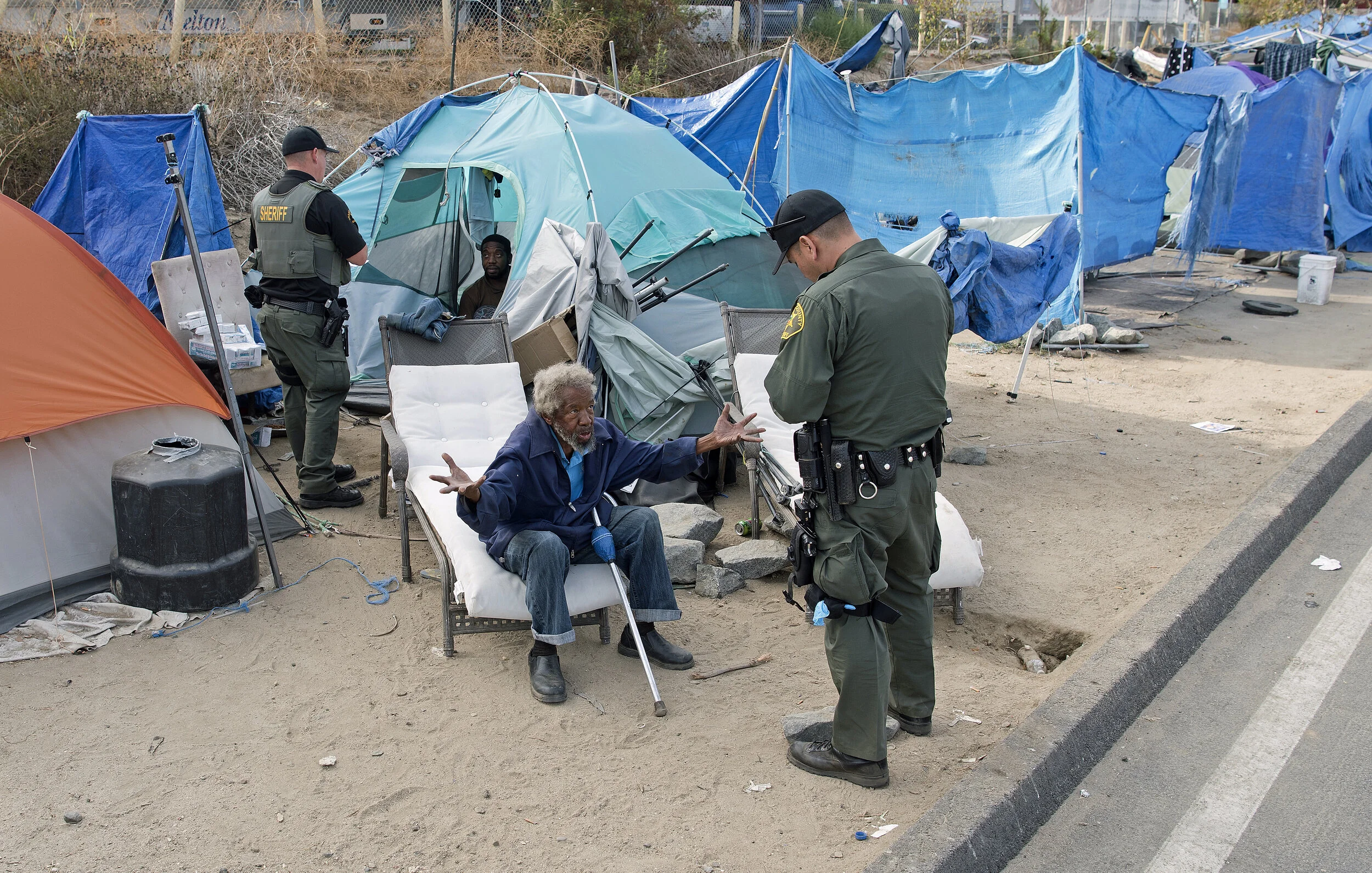 OCSDATHOMELESSENCAMPMENT.2017.09.PHOTO.01.OG 2 (edited).JPG