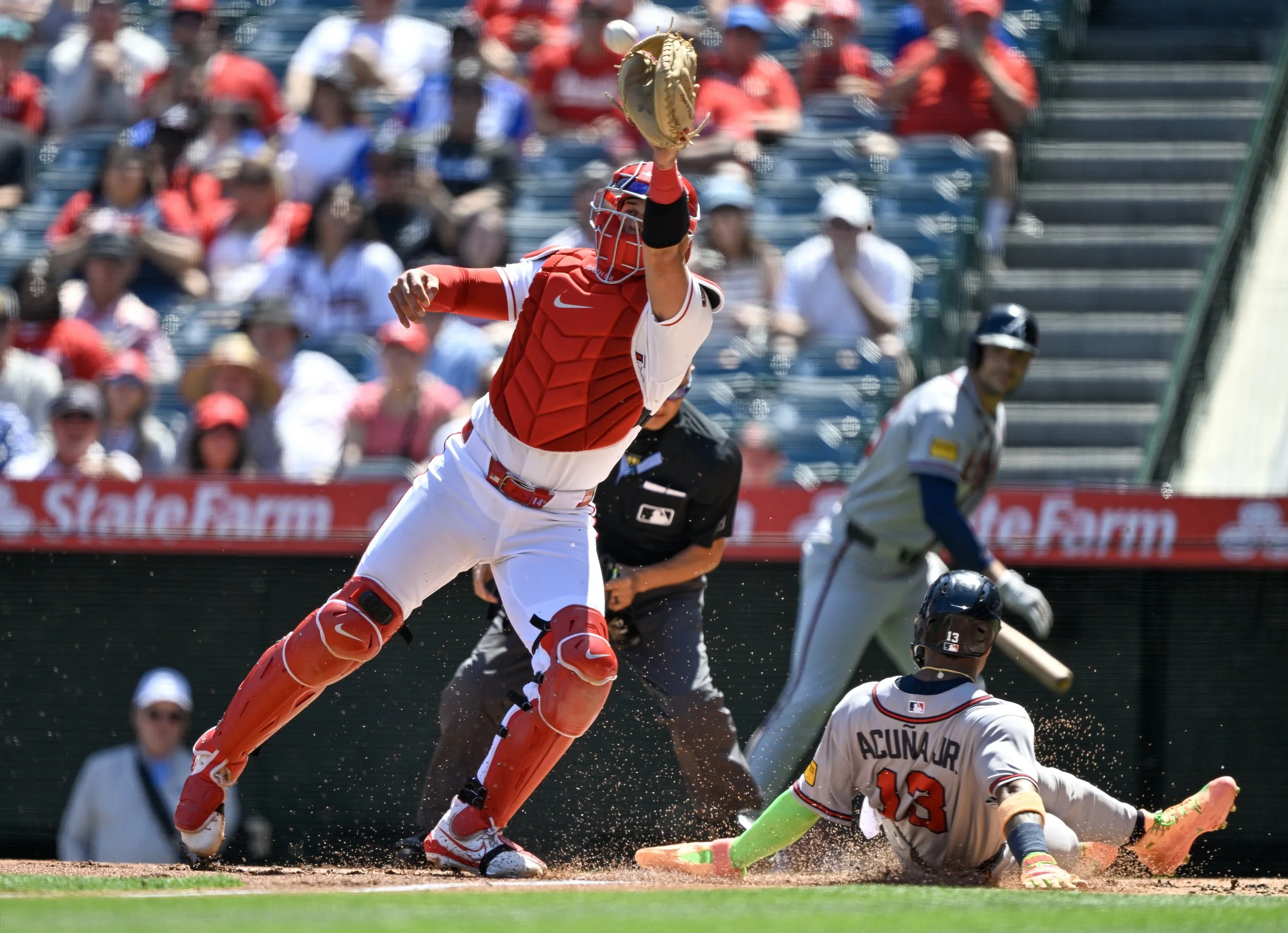 LDN-L-ANGELS-0409-JA-01.JPG