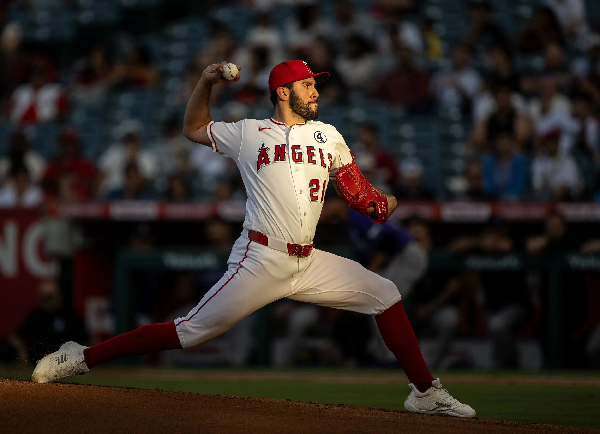 LDN-L-ANGELS-0603-JA-02.JPG