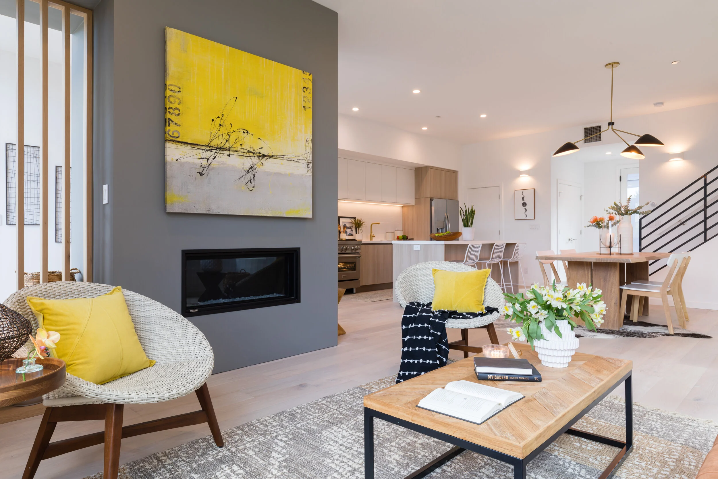 3278 Helen St 17.jpg