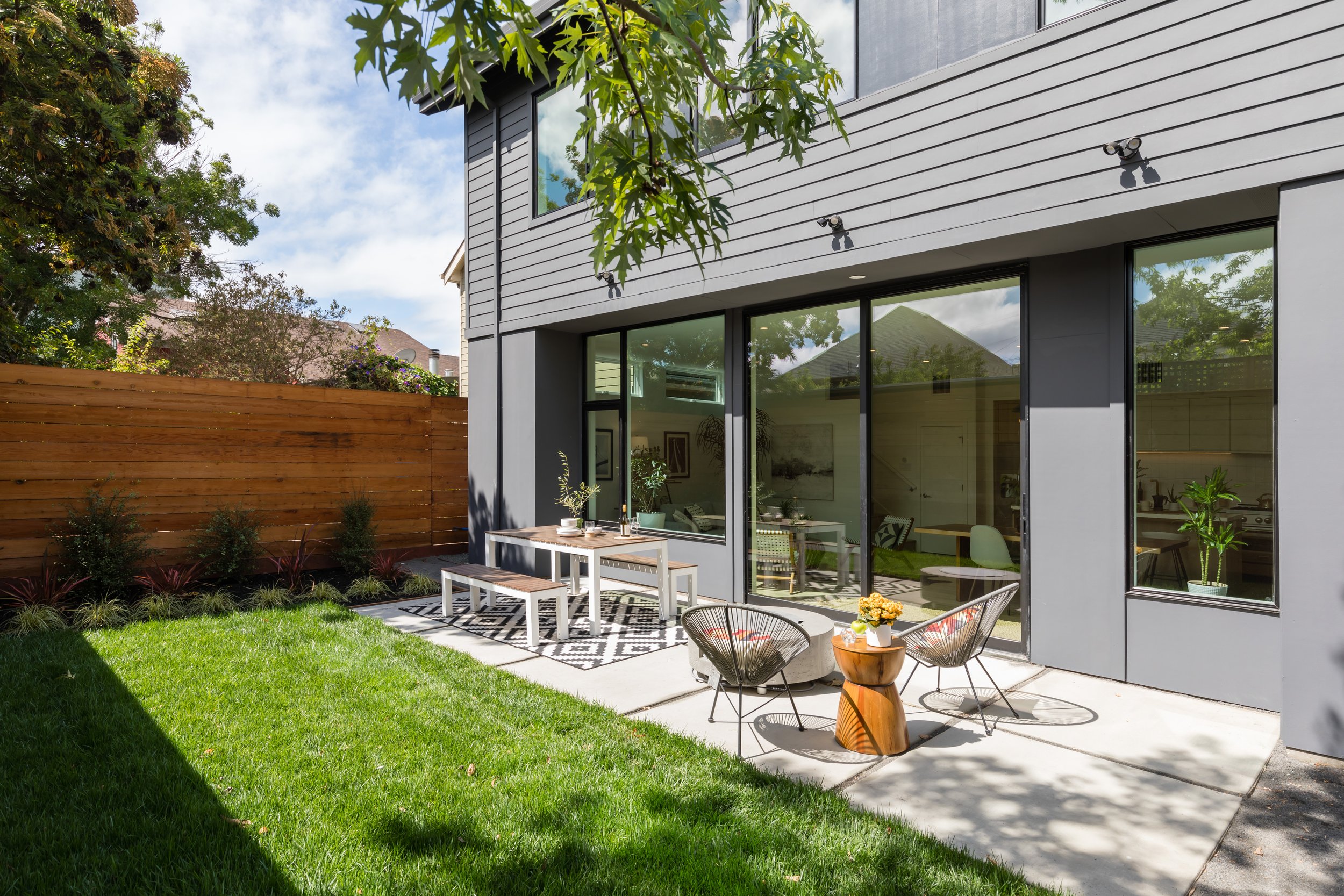 3278 Helen St 54.jpg
