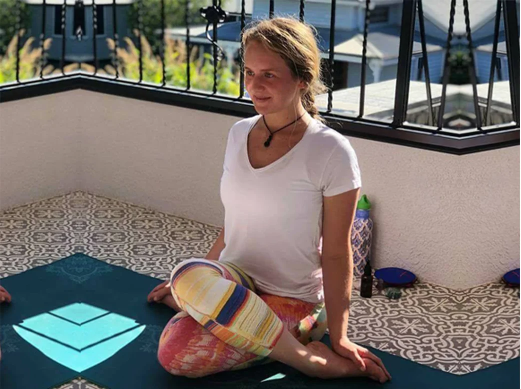 Belle hart yoga instructor toowoomba hatha meditation .jpg