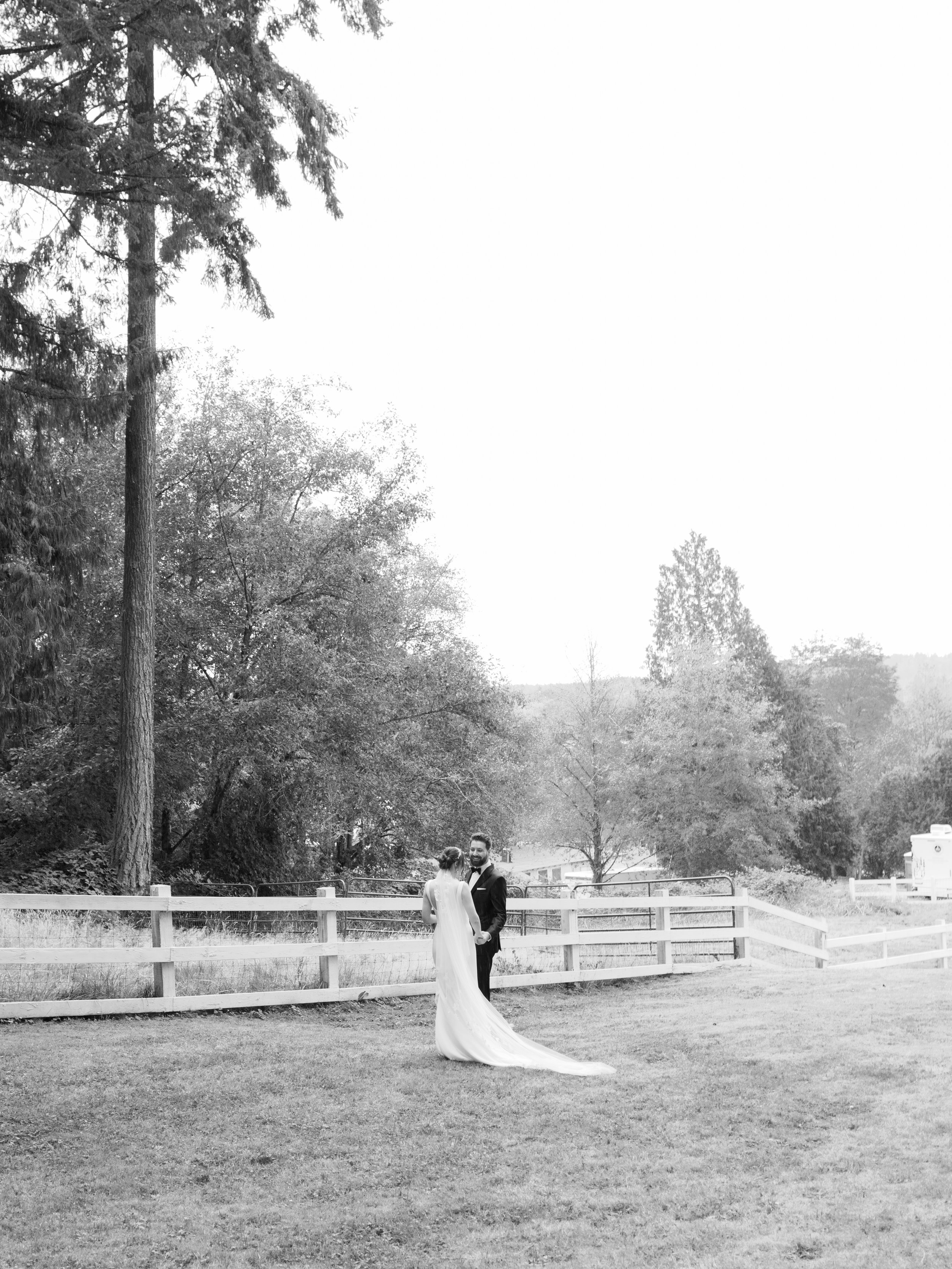 Carlos-Hernandez-Photography-Selma-Osman-Wedding-Seattle-Washington-0306.jpg