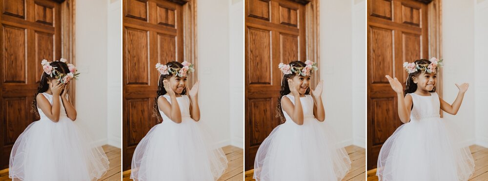  We now want little sister/flower girl First Looks to ALWAYS be a thing! How sweet is her reaction?? 