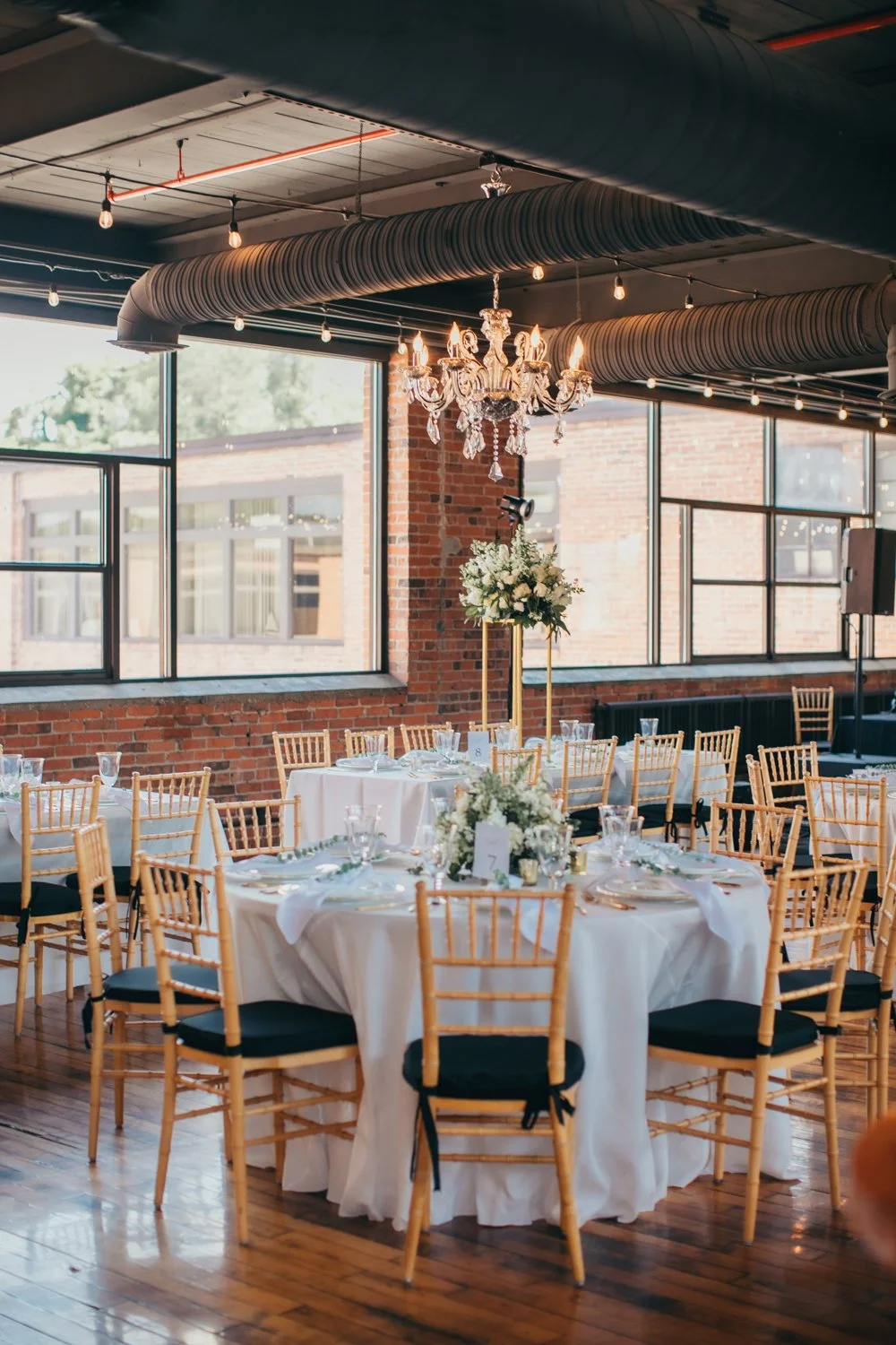 elegant indoor wedding venue virginia 24.jpg
