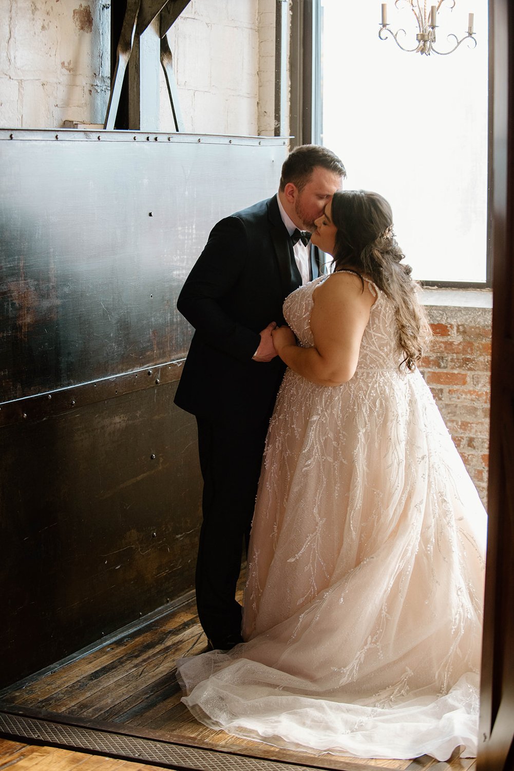 central virginia indoor wedding venue 4.jpg