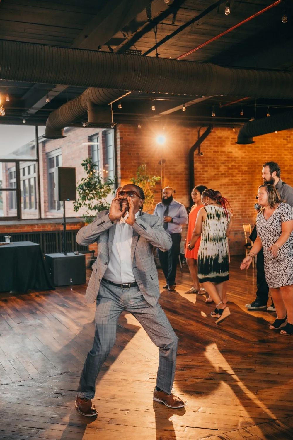 elegant indoor wedding venue virginia 32.jpg