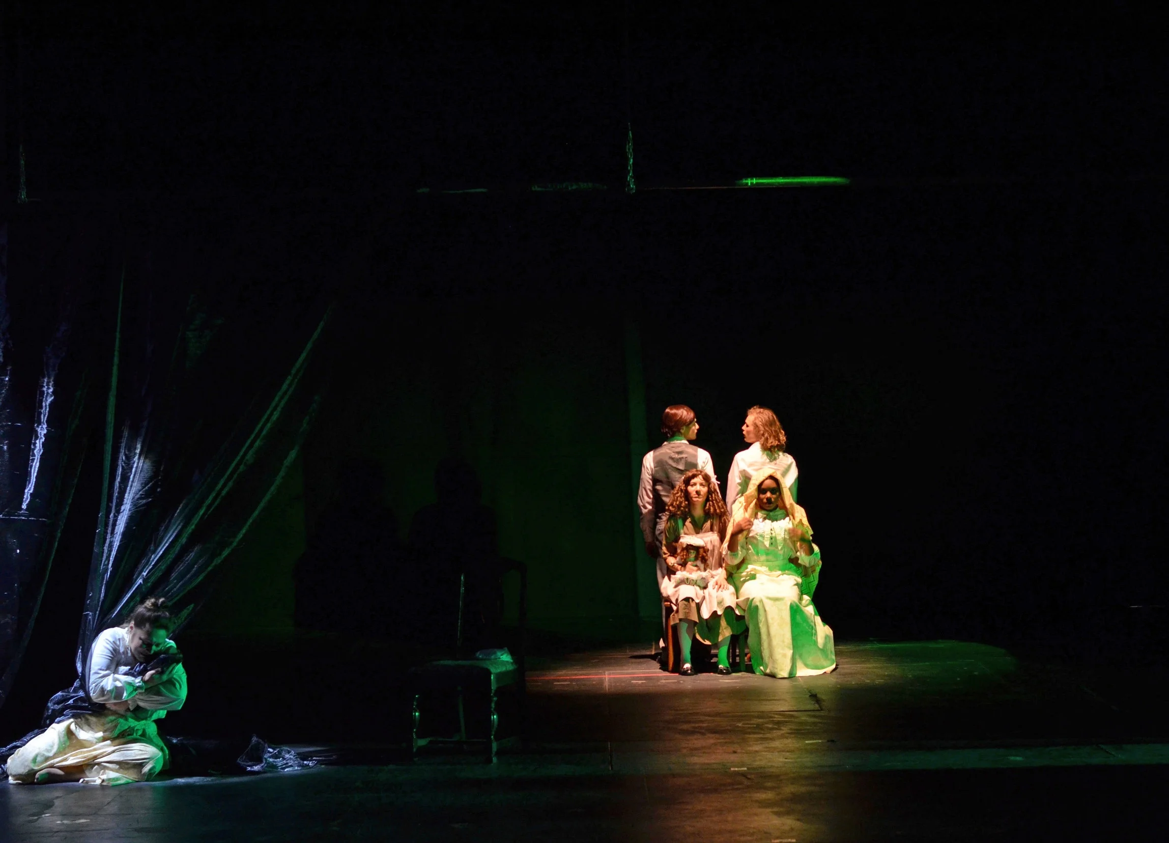The Turn of the Screw. Directed by Copeland Woodruff.
