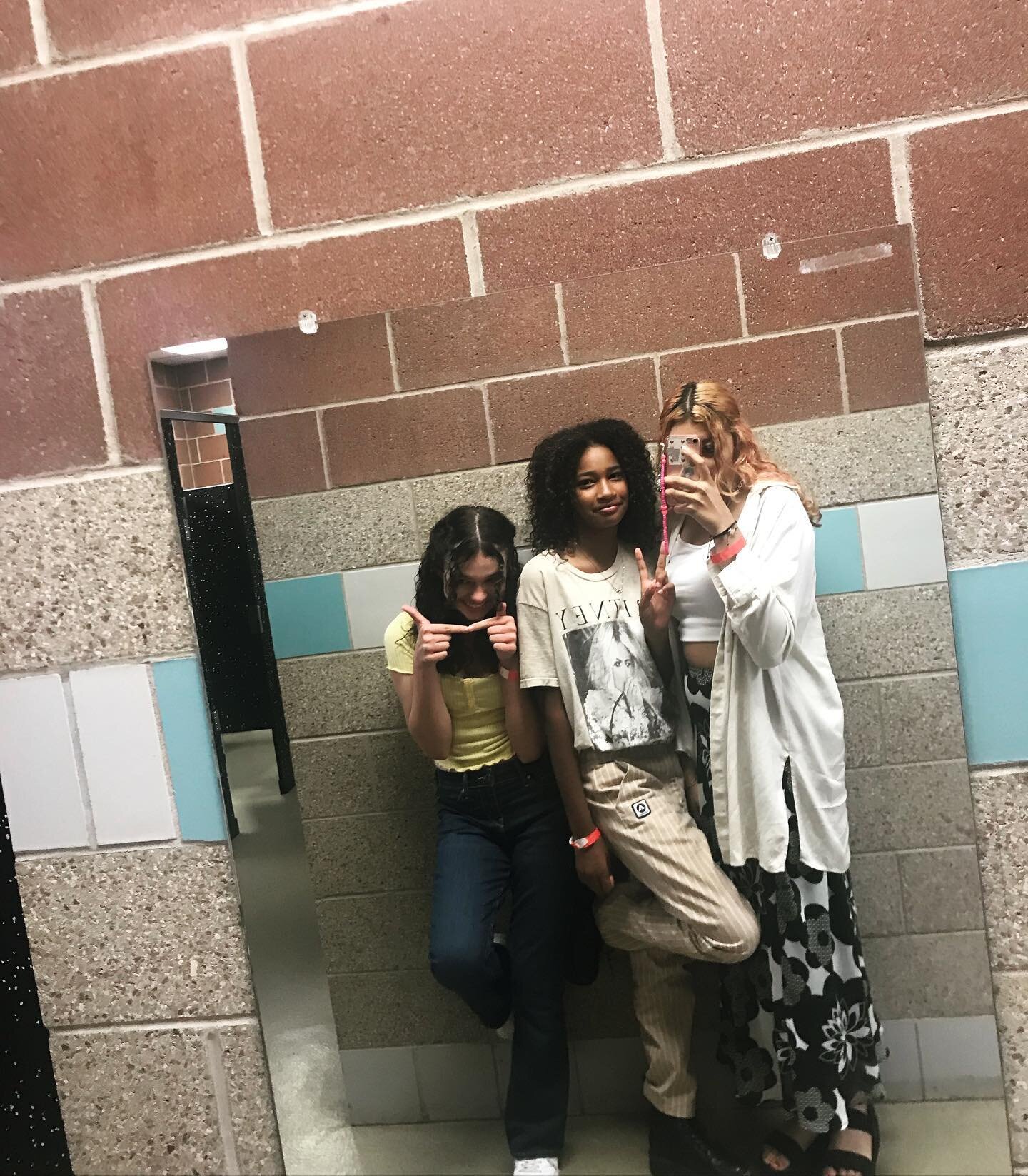 My girlz 💕💕.
New school orientation with Cora&rsquo;s bestie/
Declared the bathroom &ldquo;really nice&rdquo;/
Ordered pink locks for lockers/
7th and 9th grade ready.