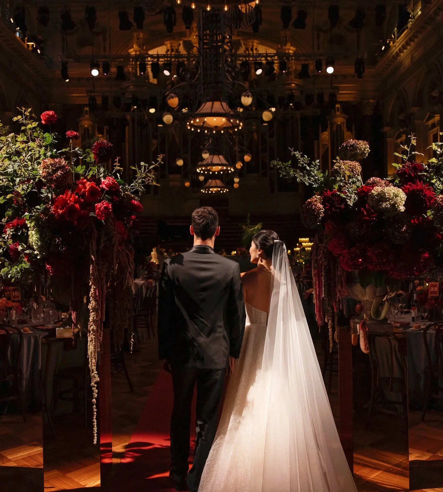 Christine &amp; Ash 🥀🍇
~ Sydney Town Hall 
Planner @placeoflb 
Photography @bayleighvedelago 
Venue @thesydneytownhall