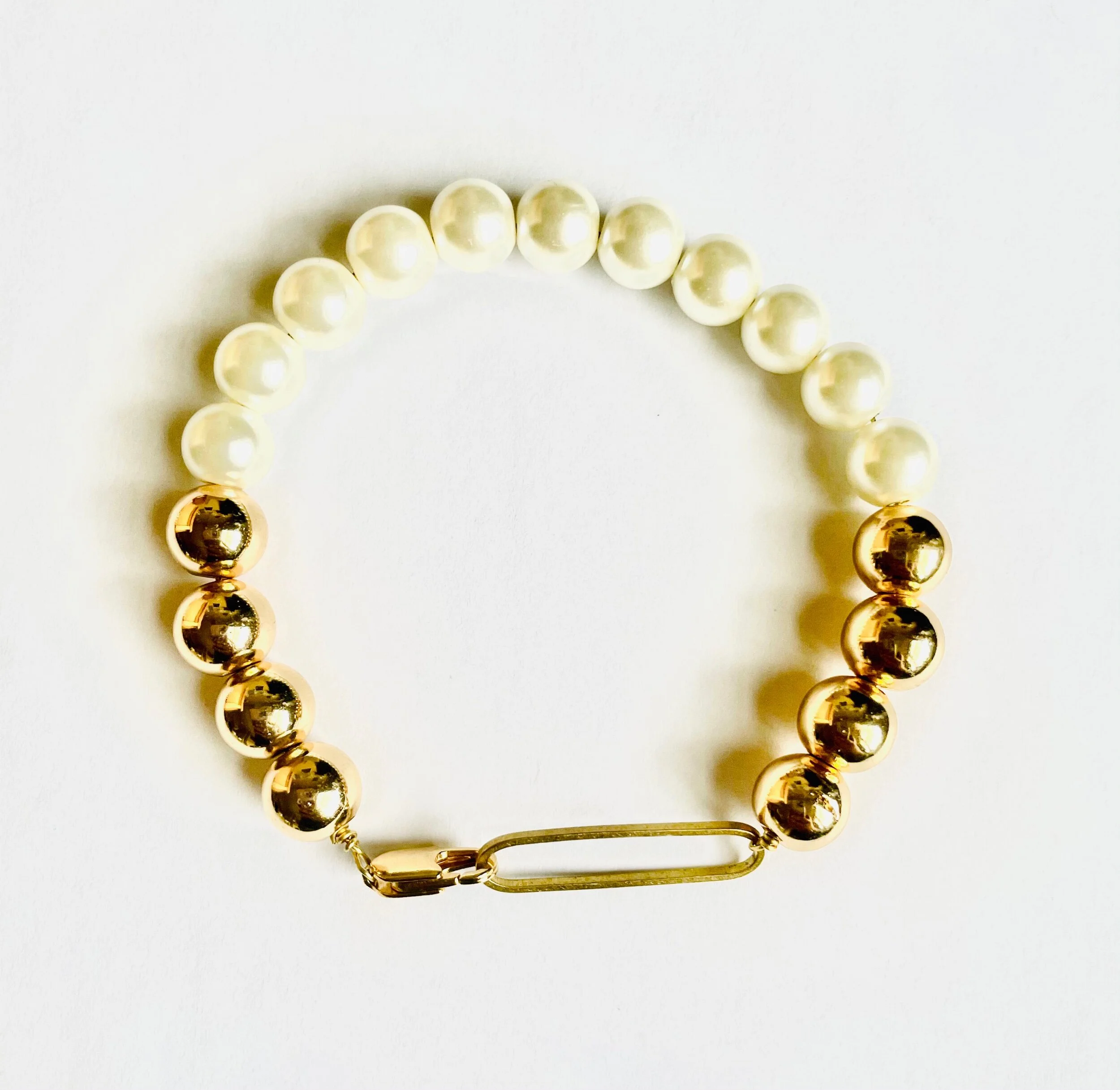 4EA6480A-B332-43B5-8D33-7FCD525F15B3