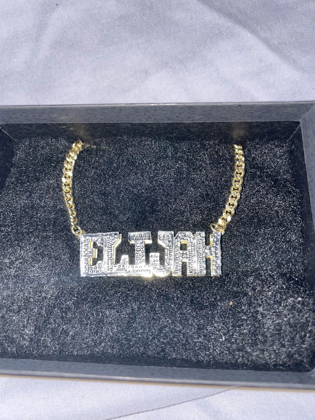 3E4FC3FA-24D8-4C3A-8378-DBAB1F1ED312