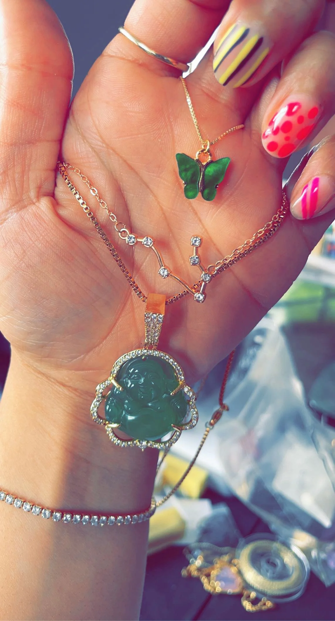 606E5EB9-172F-4996-8A04-98C1F4A00FBE