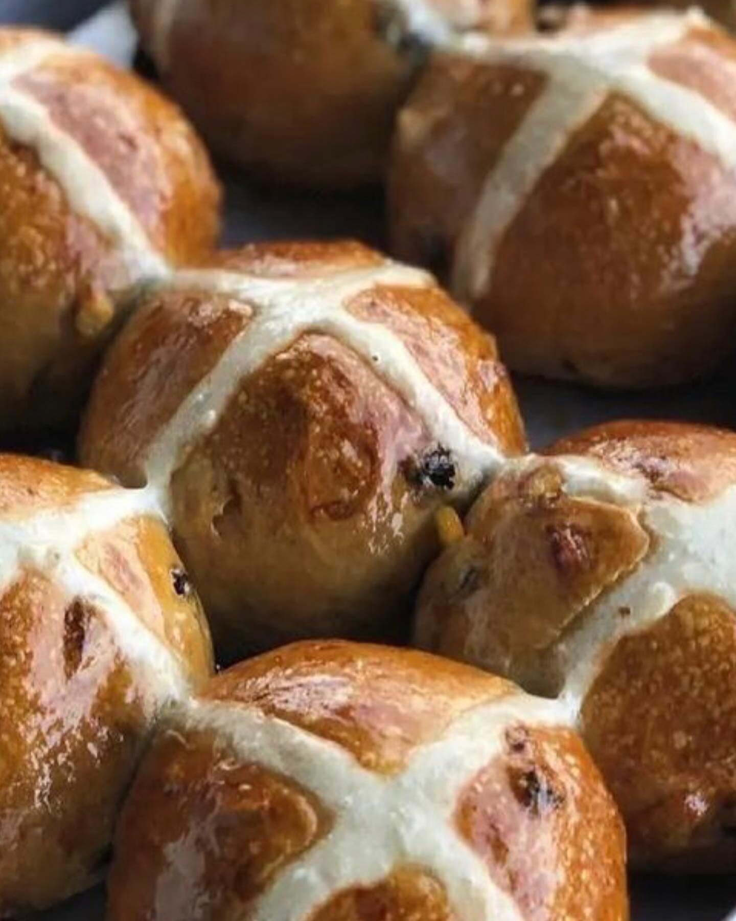 Hot cross Buns are back! We are offering half-dozen packs for Friday, Saturday and Sunday of Easter Weekend (4/7/23-4/9/23). Follow the Link in bio to pre-order site! Make sure to double check your pick-up date is correct as our baking schedule is ve