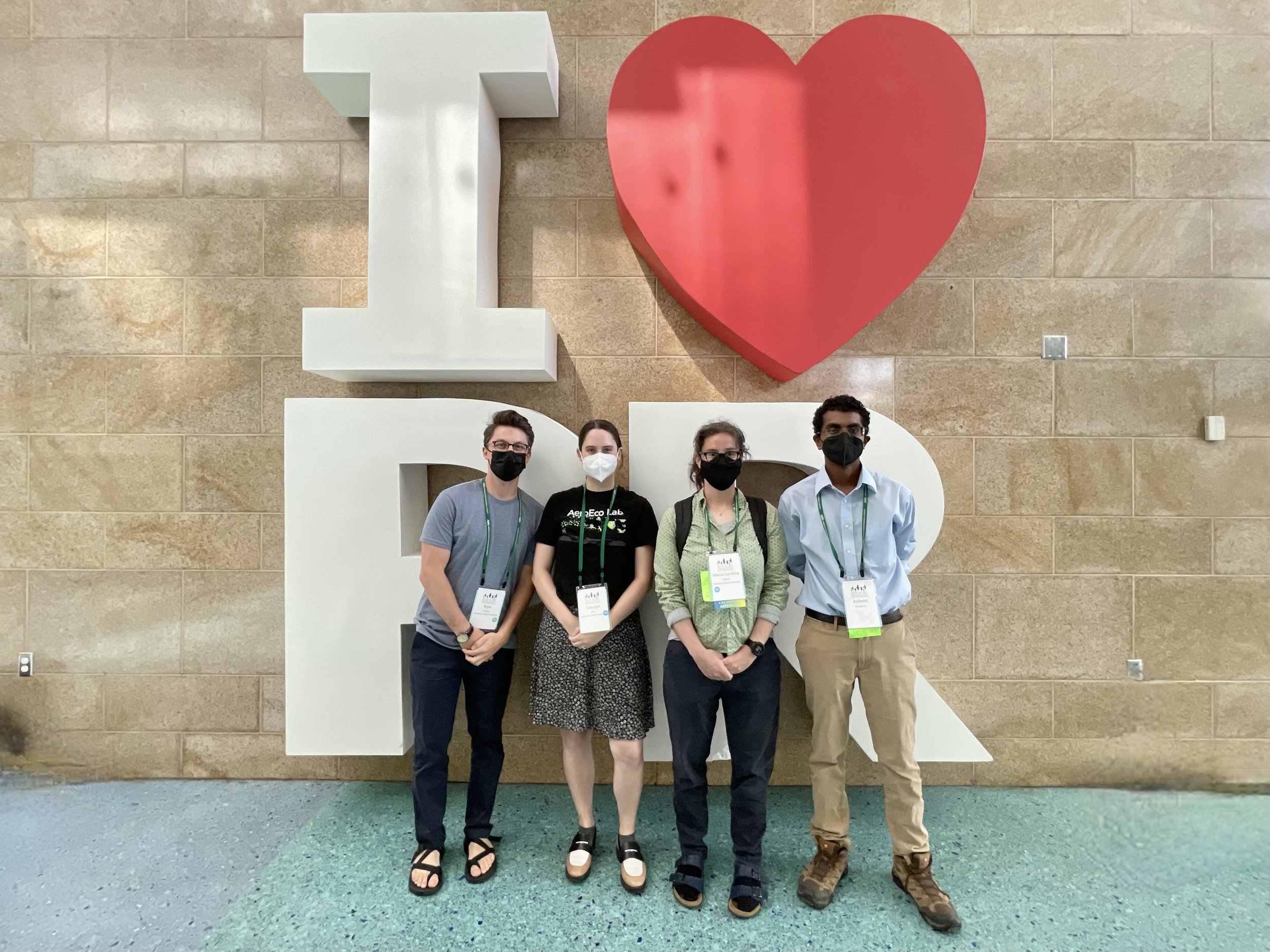 AeroEco Lab travels to Puerto Rico for American Ornithological Society Meeting -- talks from Maria and Ashwin