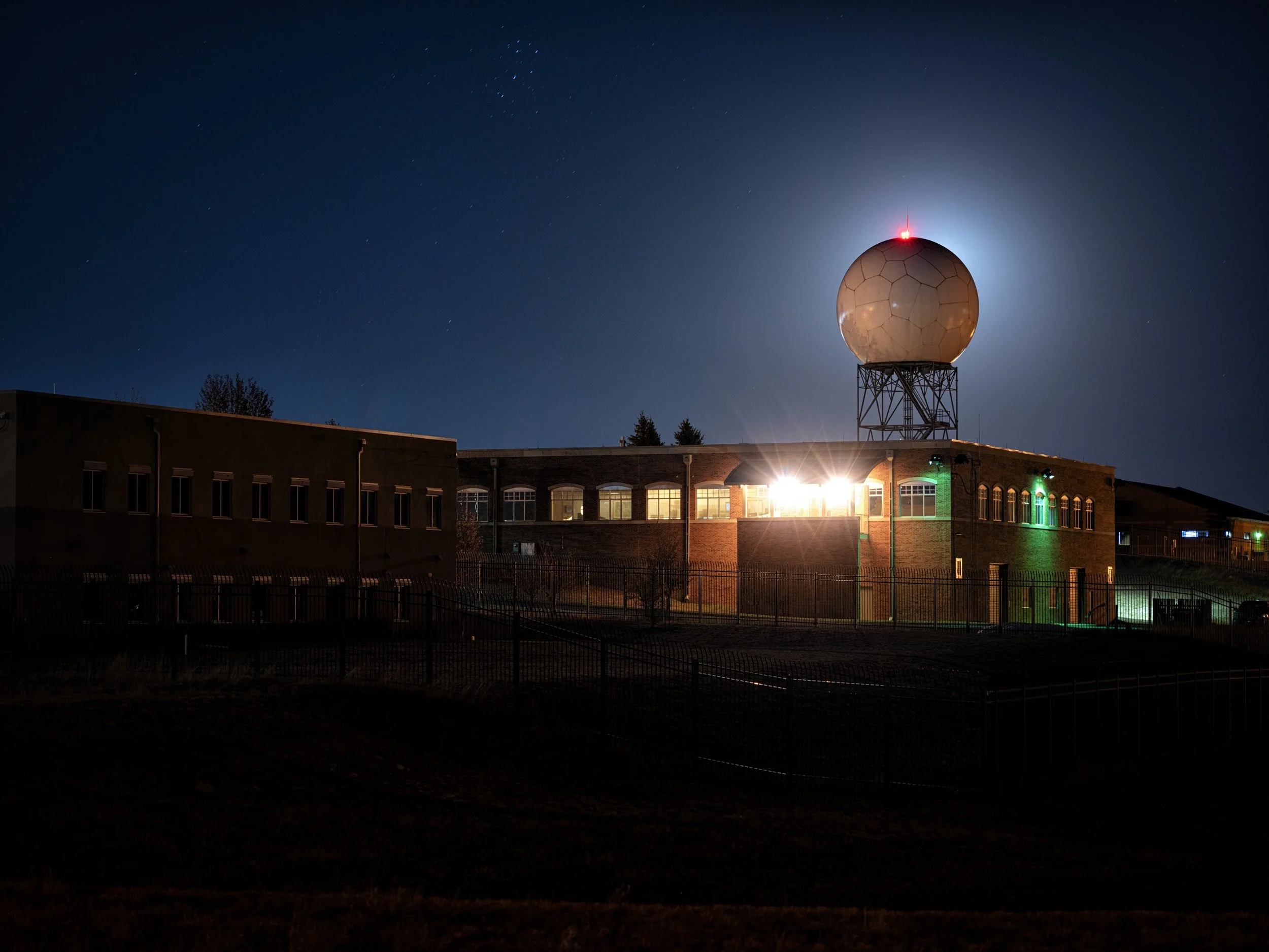 Carrie Ann and Kyle receive new NASA Biodiversity award to understand the scale of migratory birds’ attraction to ALAN the era of leds