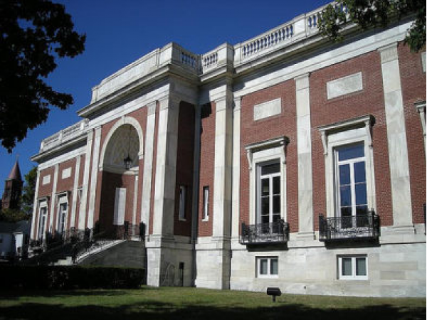 Beverly Public Library's Minecraft Madness!