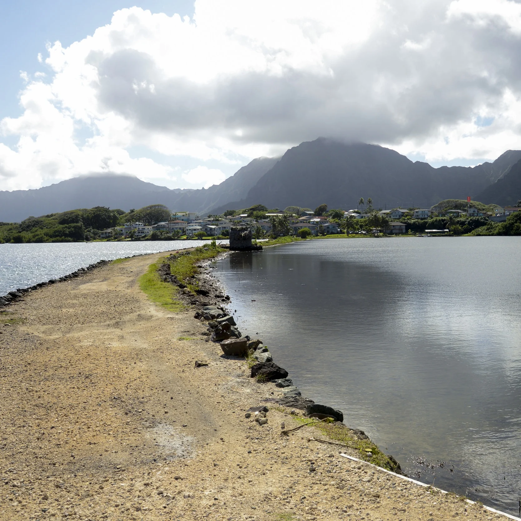 Paepae o He`eia - keepers of an ancient fishpond