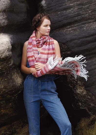 Comorant, by Sasha Kagan, is a crocheted scarf in Summerlite 4 ply