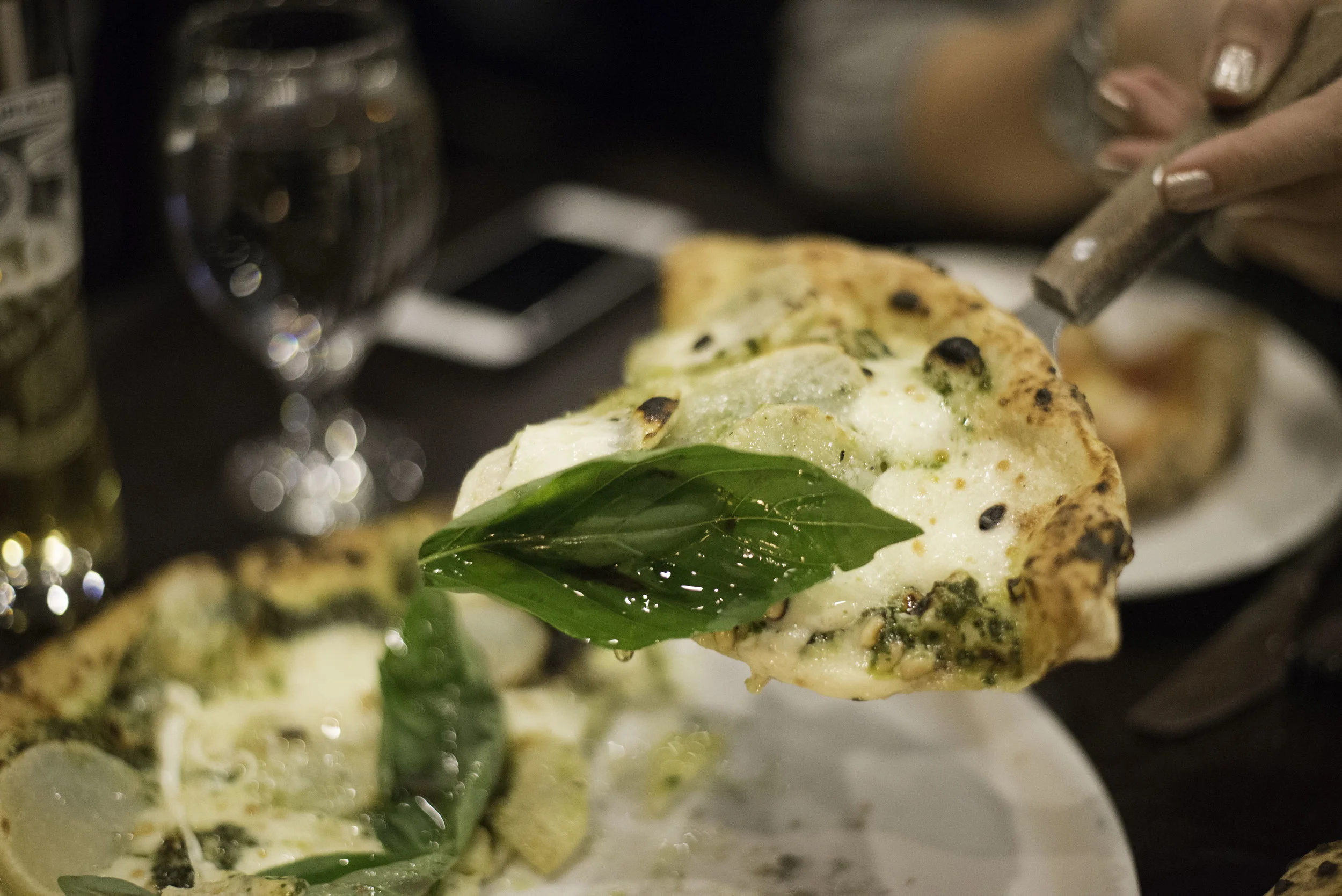 Basil Pizza (Basil Brick Oven Pizza)
