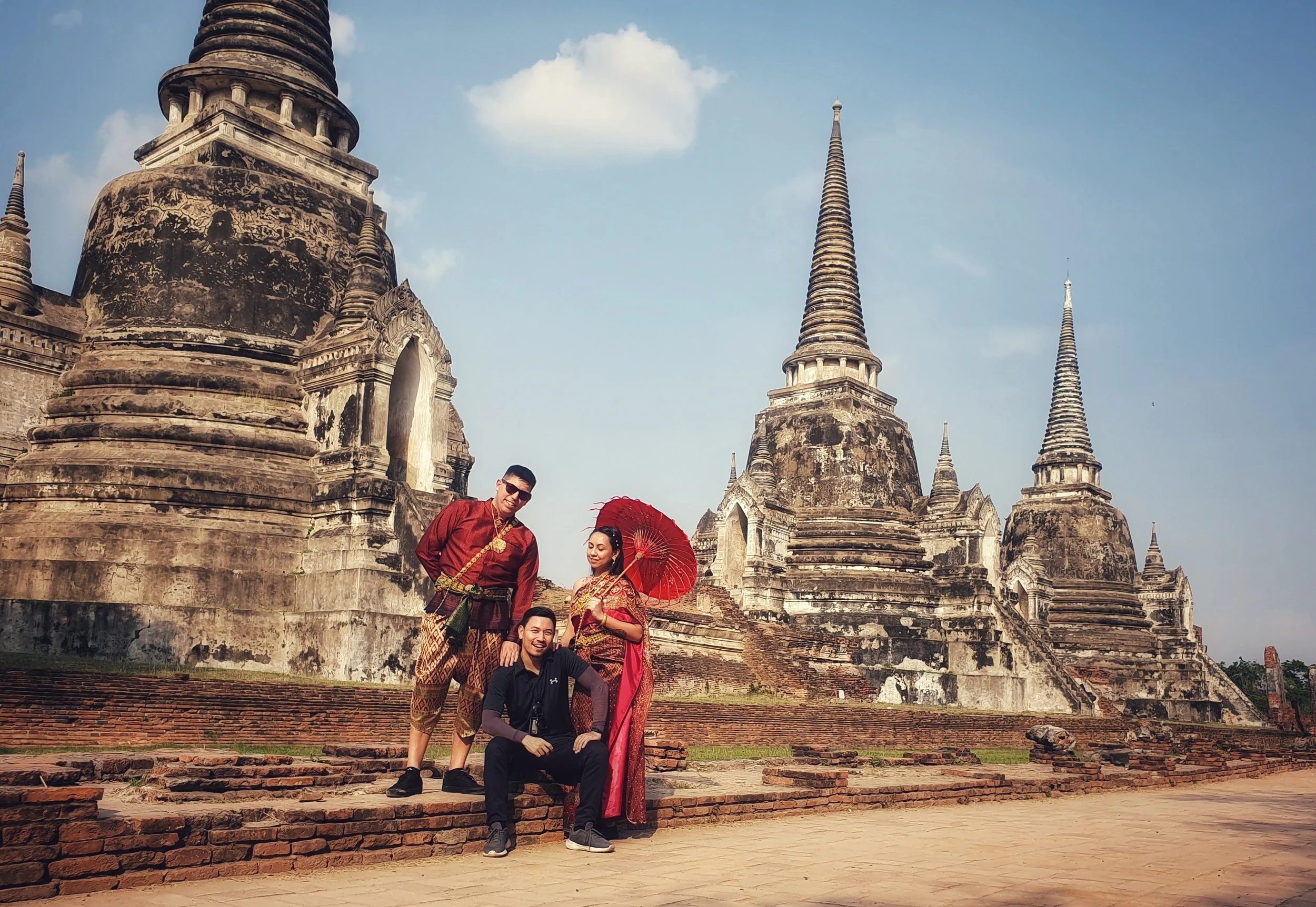 nikki travel tours nikki tour guide ayutthaya wat chaiwatanaram.jpeg