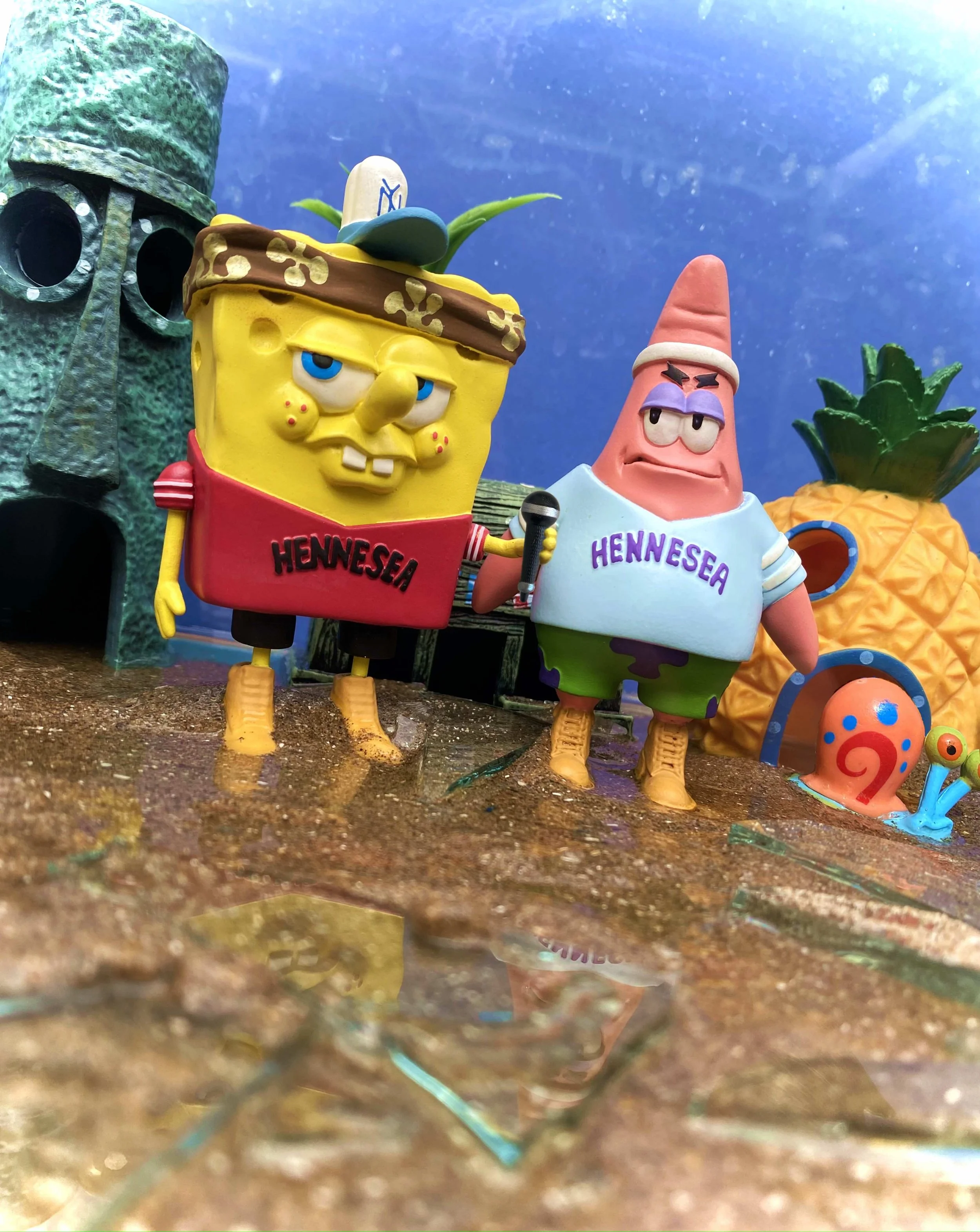 traptoys_Spongemobb_deepants_final_scene_A_low.jpg