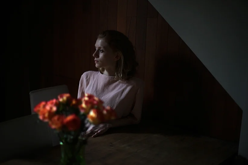 In conversation with actress Lauren McCrostie. Interview by Dörte Lange, photography by Maaike Mekking .