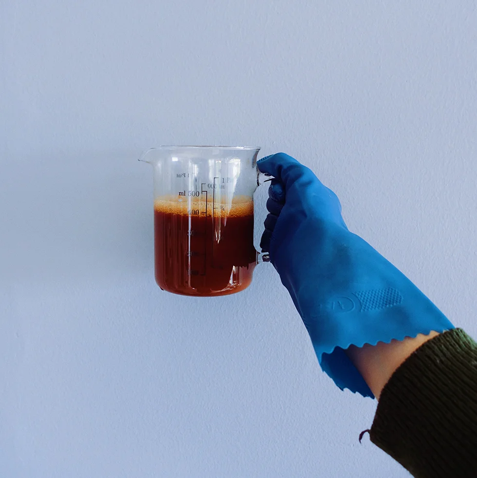 Mixing the dye